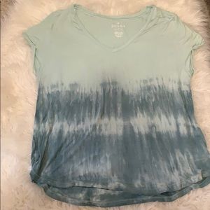American Eagle blue tie dye t-shirt